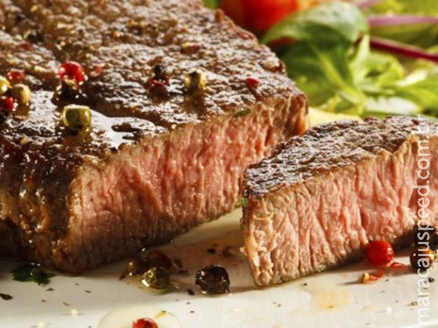 Cerco ao churrasco? Estudo propõe "cortar na carne" contra mudanças climáticas