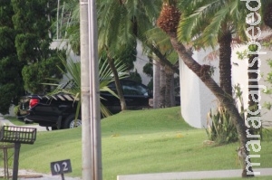 Polícia Federal faz busca e apreensão na casa do senador Delcídio Polícia Federal faz busca e apreensão na casa do senador Delcídio