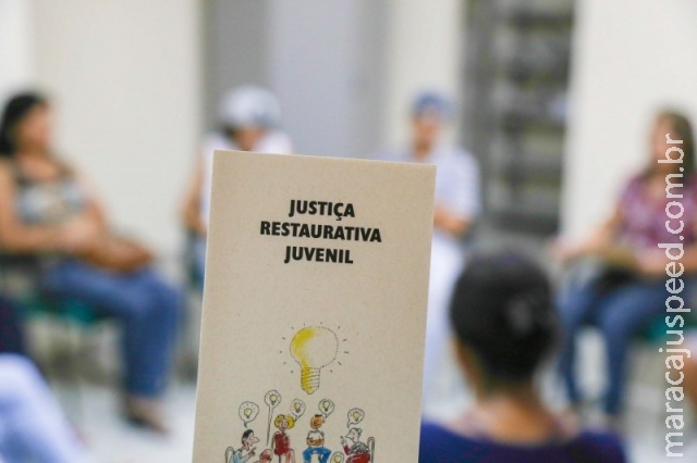 Briga por causa do WhatsApp leva pais e filhos à hora da verdade na Justiça Briga por causa do WhatsApp leva pais e filhos à hora da verdade na Justiça