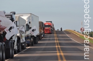 Caminhoneiros de MS ainda se articulam para aderir à greve nacional Caminhoneiros de MS ainda se articulam para aderir à greve nacional