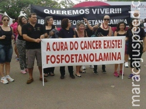 População pede aprovação da fosfoetanolamina contra câncer População pede aprovação da fosfoetanolamina contra câncer