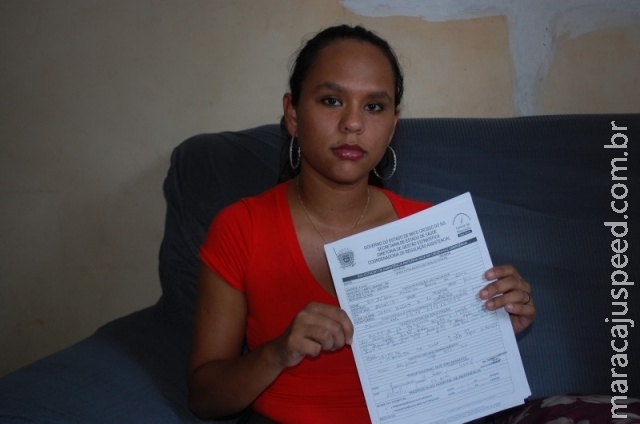 Mulher perde filha recém nascida após 3 dias tentando vaga em UTI neo Mulher perde filha recém nascida após 3 dias tentando vaga em UTI neo