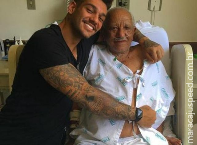 Prima de Lucas Lucco detona cantor após foto com avô em hospital Prima de Lucas Lucco detona cantor após foto com avô em hospital