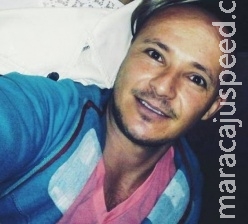 Suspeito de matar ex-mulher se entrega, apresenta revólver do crime e é liberado