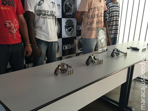 Quatro são presos com armas em MS quando planejavam vários roubos