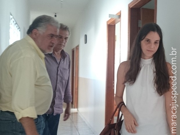 "História triste", diz delegado que investiga casal que tomou veneno "História triste", diz delegado que investiga casal que tomou veneno
