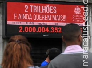 Brasileiros pagaram R$ 2 trilhões de impostos este ano, indica o iimpostômetro