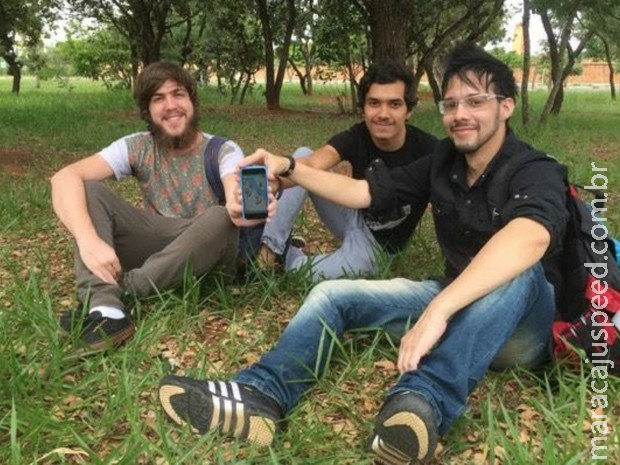 Estudantes do DF lançam aplicativo que mapeia pés de frutas públicos Estudantes do DF lançam aplicativo que mapeia pés de frutas públicos