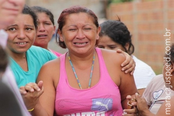 Delegado aguarda laudo para confirmar se bebê morreu por asfixia Delegado aguarda laudo para confirmar se bebê morreu por asfixia