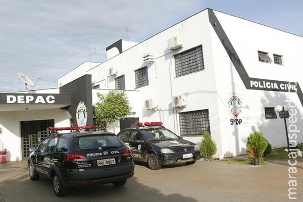 Assaltantes invadem festa de aniversário e convidado acerta bandido com cadeira