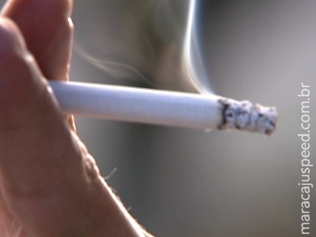 "Tosse de fumante" pode esconder doença grave, alertam médicos