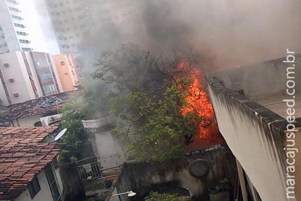 Antes de incendiar casa, ex-marido teria furtado carne, presunto e queijo Antes de incendiar casa, ex-marido teria furtado carne, presunto e queijo