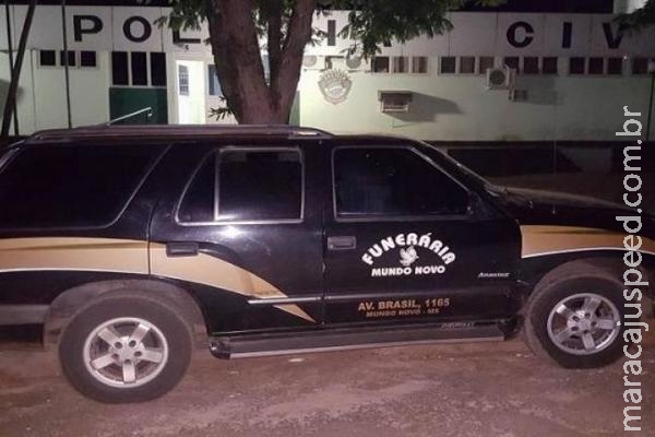 pistoleiros gritam nome no portão e executam a tiros vítima