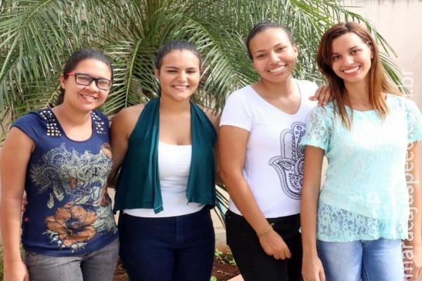 Governo lança Vale Universidade com 500 vagas para estudantes Governo lança Vale Universidade com 500 vagas para estudantes