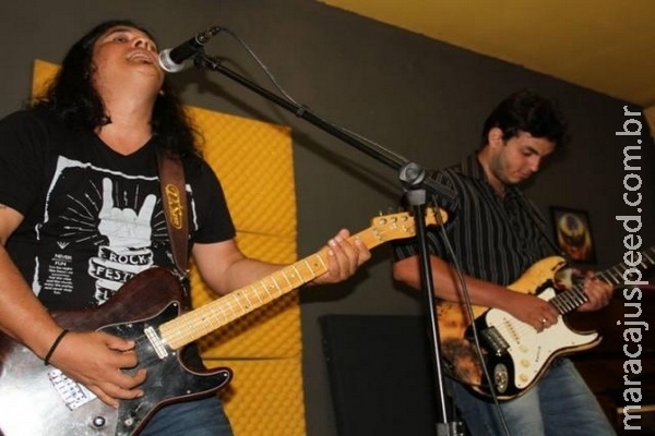 Grupo que começou no Whats virou encontro de guitarristas aberto ao público hoje Grupo que começou no Whats virou encontro de guitarristas aberto ao público hoje