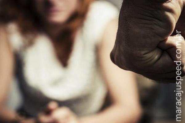 Sogra língua preta: mulher descobre traição e apanha ao questionar caso