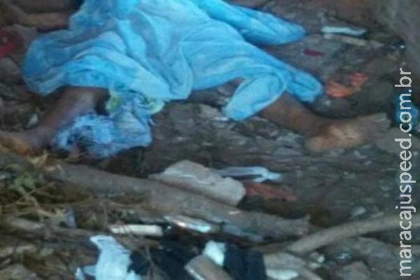 Brasileira é encontrada degolada em sala de igreja no Paraguai Brasileira é encontrada degolada em sala de igreja no Paraguai