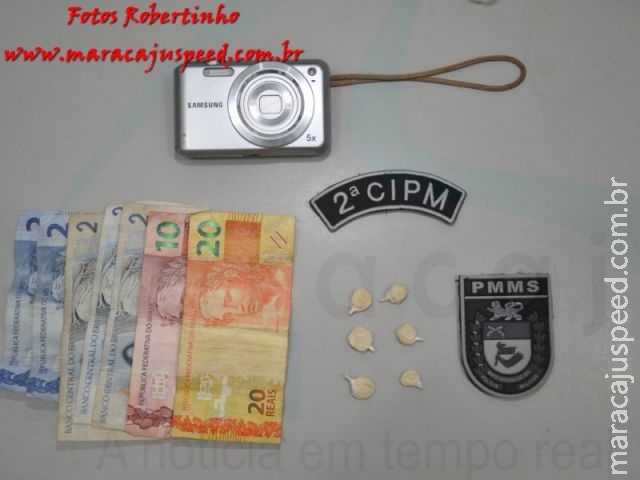 Polícia Militar de Maracaju apreende papelotes de entorpecente dispensado por adolescente Polícia Militar de Maracaju apreende papelotes de entorpecente dispensado por adolescente