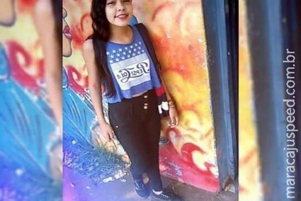 Mãe procura adolescente que sumiu depois de ir dormir na casa de amiga Mãe procura adolescente que sumiu depois de ir dormir na casa de amiga