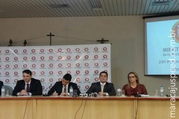 Após 6 meses, promotores reclamam que falta de prisões atrapalha investigações Após 6 meses, promotores reclamam que falta de prisões atrapalha investigações