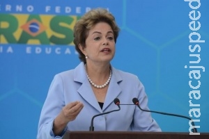 Em pronunciamento à noite, Dilma pedirá ajuda da população para combater Aedes Em pronunciamento à noite, Dilma pedirá ajuda da população para combater Aedes