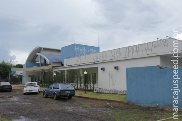 UPA é esperança de população que espera até 5h por atendimento UPA é esperança de população que espera até 5h por atendimento