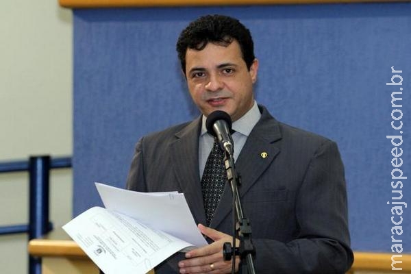 Vereador defende e diz que Bernal exonera "com critérios que achar melhor" Vereador defende e diz que Bernal exonera "com critérios que achar melhor"