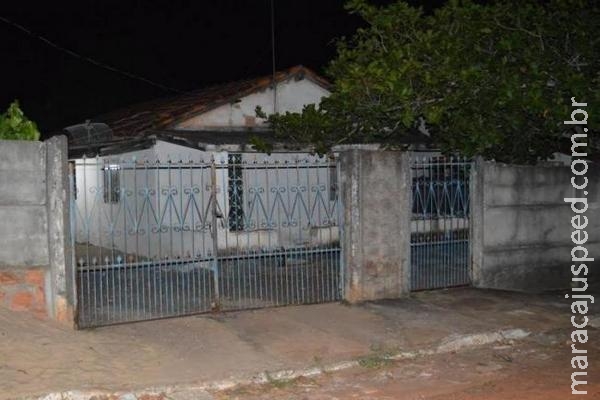 Família de menino que morreu afogado tem casa furtada enquanto esperava velório
