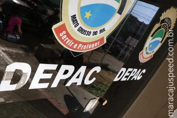 Bandido é amarrado por populares depois de tentar assaltar trailer de lanches