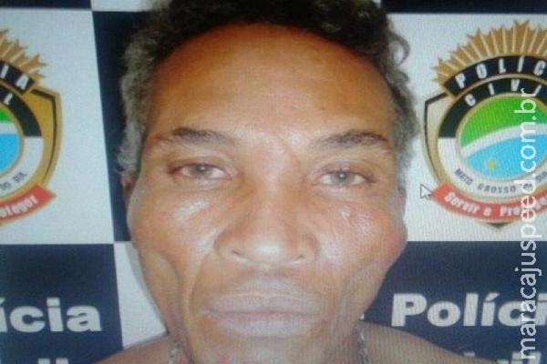 A cerveja acaba, homens brigam e um acaba baleado no rosto