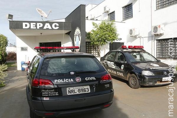 Ladrões caem da moto na fuga e policiais prendem quadrilha após assalto a mercado