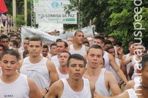 Corrida da Paz reúne 1,5 mil pessoas durante a 11° edição na Capital Corrida da Paz reúne 1,5 mil pessoas durante a 11° edição na Capital