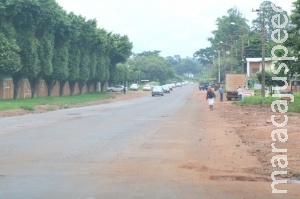 Governo assina contratos de R$ 14,7 milhões para duplicar avenida Governo assina contratos de R$ 14,7 milhões para duplicar avenida