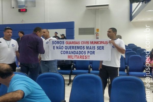 Guardas municipais criam irmandade, reclamam de concurso e de chefia militar Guardas municipais criam irmandade, reclamam de concurso e de chefia militar