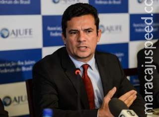Ao justificar grampo em Lula, Sérgio Moro compara Dilma a Nixon Ao justificar grampo em Lula, Sérgio Moro compara Dilma a Nixon