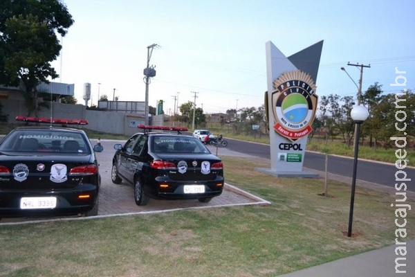 Policiais Civis trabalham diariamente com três litros de combustível por viatura Policiais Civis trabalham diariamente com três litros de combustível por viatura