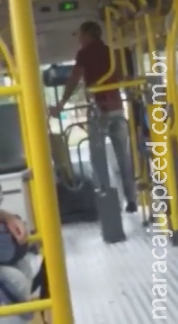 VÍDEO: passageiro grava motorista sendo agredido dentro de ônibus