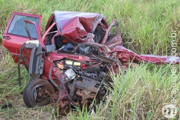 Acidente em Sidrolândia deixa 1 morto e bebê de 1,8 ano em estado grave Acidente em Sidrolândia deixa 1 morto e bebê de 1,8 ano em estado grave