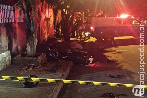 Jovem morre ao bater de moto em árvore enquanto fugia do Choque na Capital Jovem morre ao bater de moto em árvore enquanto fugia do Choque na Capital