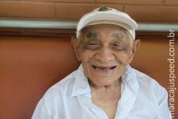 Depois de 23 anos no São João Bosco, morador mais antigo do asilo foi embora Depois de 23 anos no São João Bosco, morador mais antigo do asilo foi embora