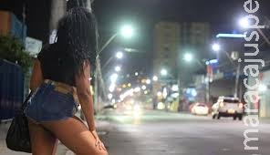 Cliente leva travesti para motel e tenta escapar sem pagar conta de R$ 680 Cliente leva travesti para motel e tenta escapar sem pagar conta de R$ 680