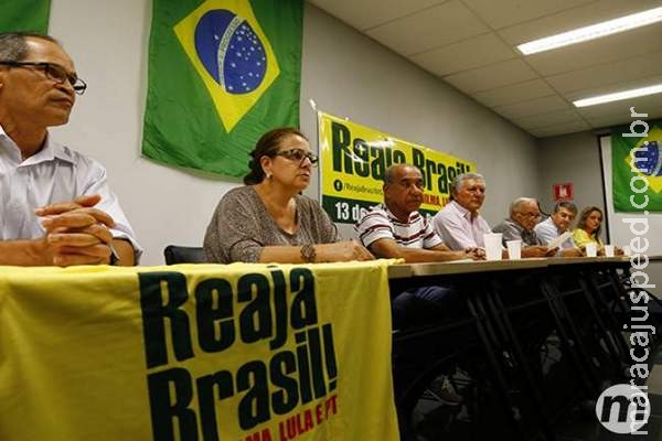 Organizadores querem cem mil em protesto contra Dilma no domingo Organizadores querem cem mil em protesto contra Dilma no domingo