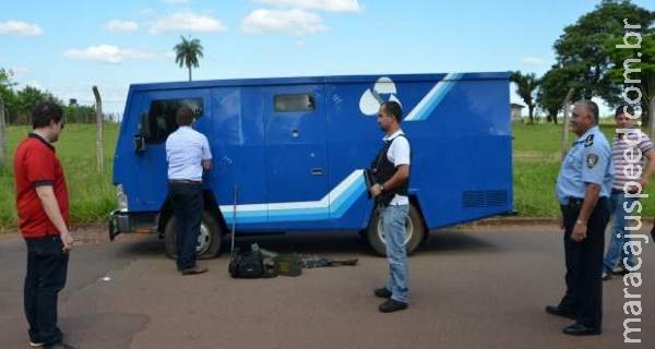 PCC pagou 22 mil dólares por carro-forte usado em tiroteio na fronteira PCC pagou 22 mil dólares por carro-forte usado em tiroteio na fronteira