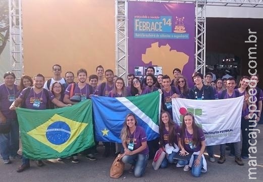 Com 12 projetos, alunos de MS participam de feira nacional de ciências Com 12 projetos, alunos de MS participam de feira nacional de ciências