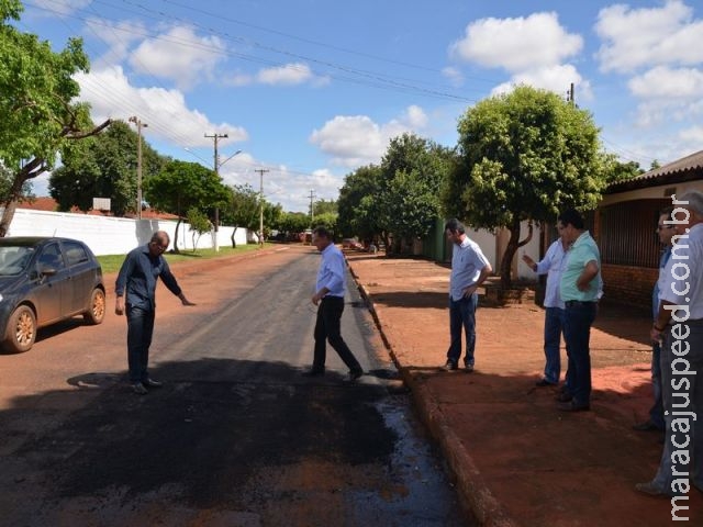Prefeito lança recapeamento nas ruas de Maracaju Prefeito lança recapeamento nas ruas de Maracaju