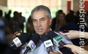 Reinaldo lança central de atendimento no Shopping Bosque dos Ipês Reinaldo lança central de atendimento no Shopping Bosque dos Ipês