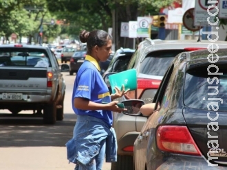 Estacionamento rotativo começa a cobrar na segunda-feira