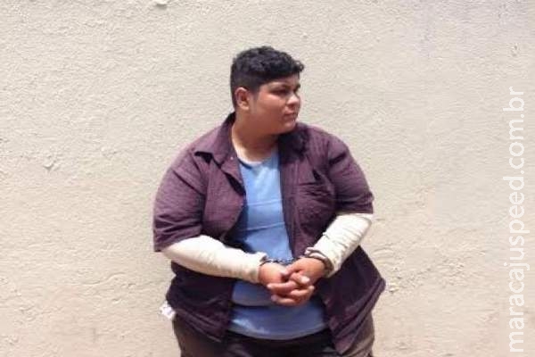 Assaltante com sobrepeso que roubava idosos é mulher e foi presa em flagrante Assaltante com sobrepeso que roubava idosos é mulher e foi presa em flagrante