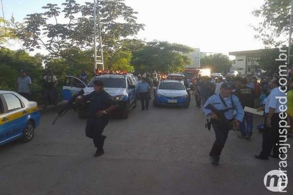 Polícia boliviana entrega à PM casal que matou taxista em Corumbá Polícia boliviana entrega à PM casal que matou taxista em Corumbá
