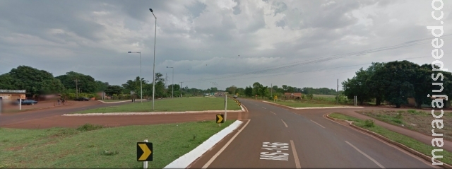 Homem é rendido e tem moto tomada por menores na MS 156
